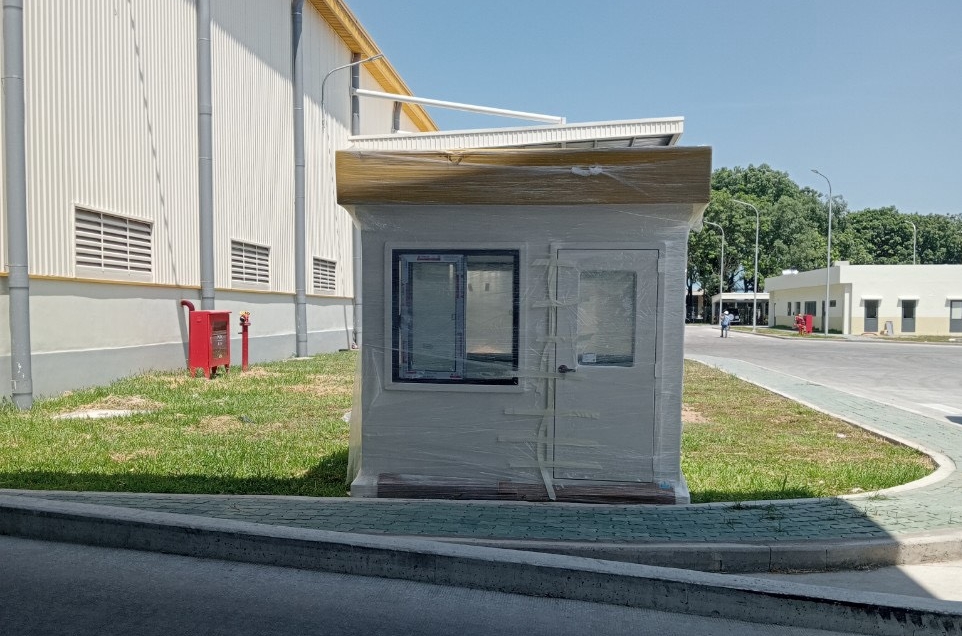 Nhà bảo vệ bằng vật liệu composite